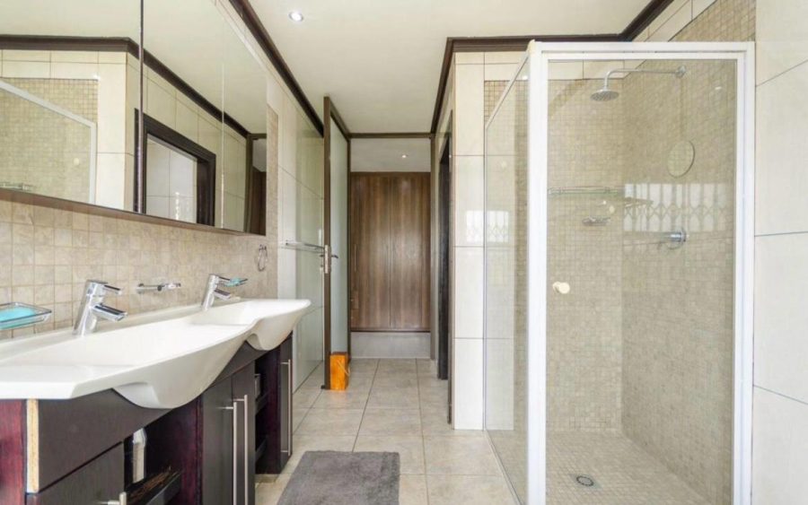 4 Bedroom Property for Sale in Aspen Hills Gauteng