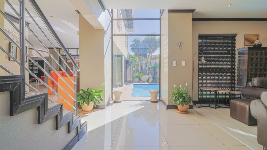 4 Bedroom Property for Sale in Aspen Hills Gauteng