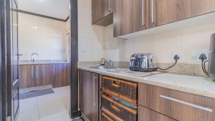 4 Bedroom Property for Sale in Aspen Hills Gauteng