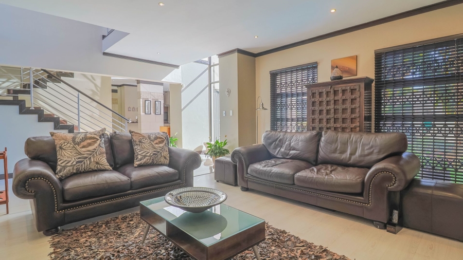 4 Bedroom Property for Sale in Aspen Hills Gauteng