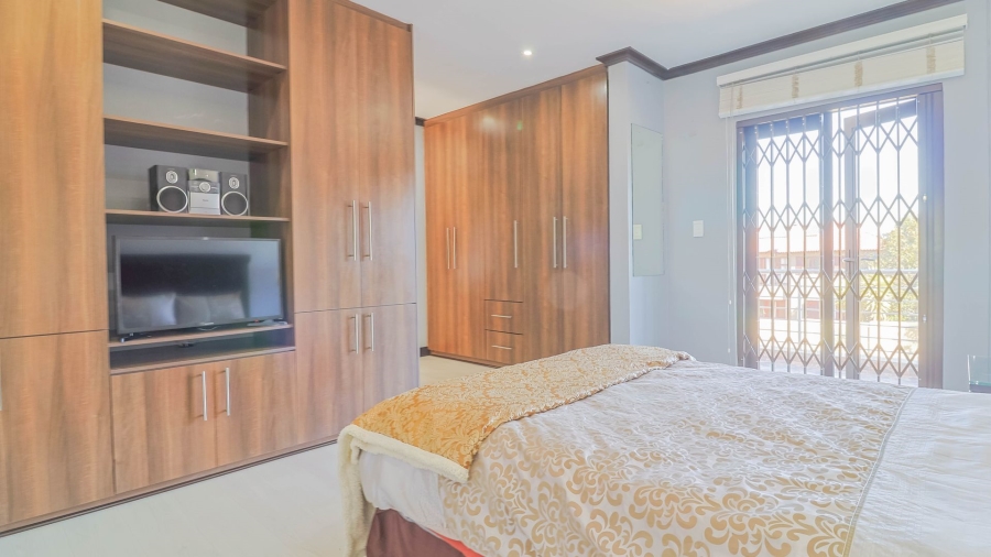 4 Bedroom Property for Sale in Aspen Hills Gauteng