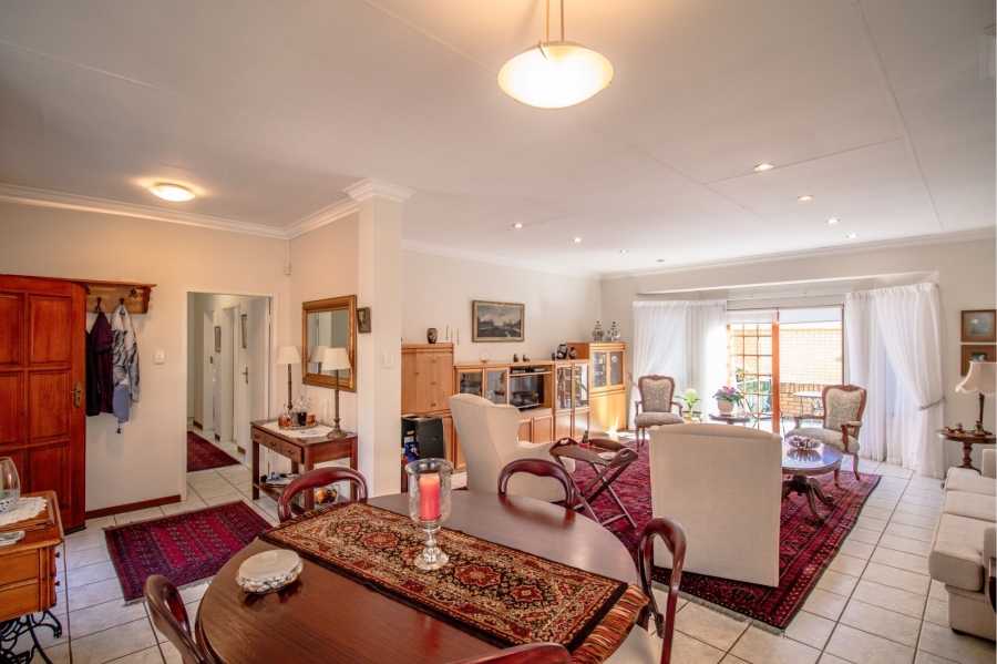 3 Bedroom Property for Sale in Eldoraigne Gauteng