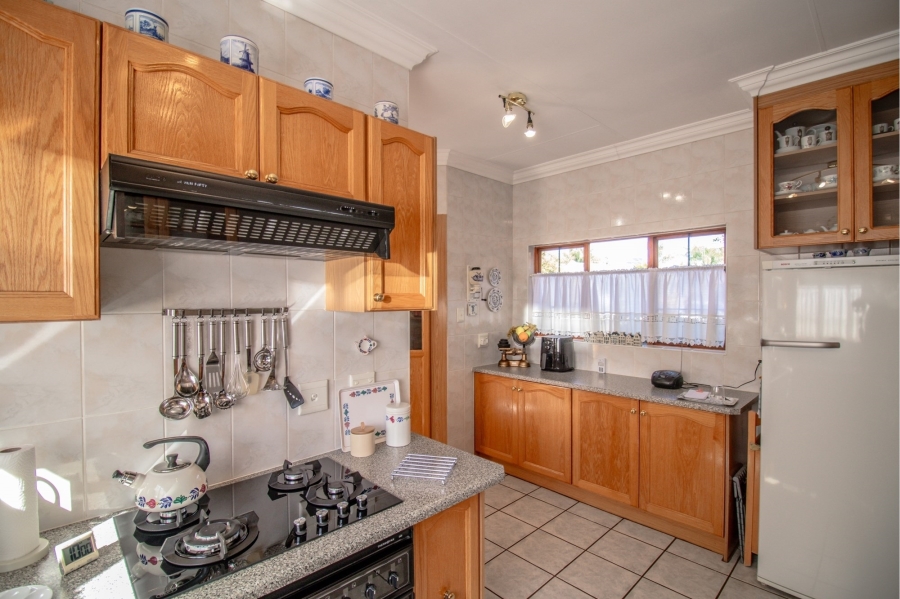 3 Bedroom Property for Sale in Eldoraigne Gauteng