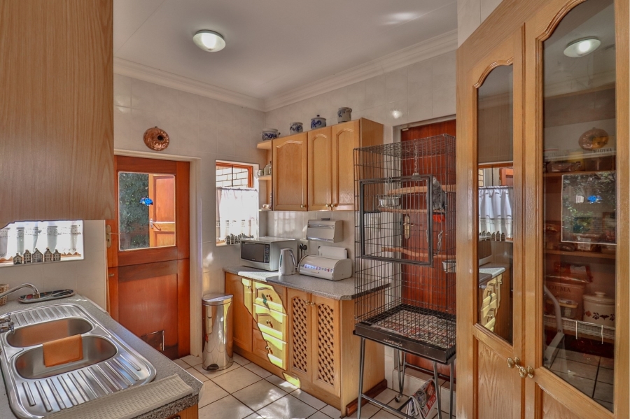 3 Bedroom Property for Sale in Eldoraigne Gauteng