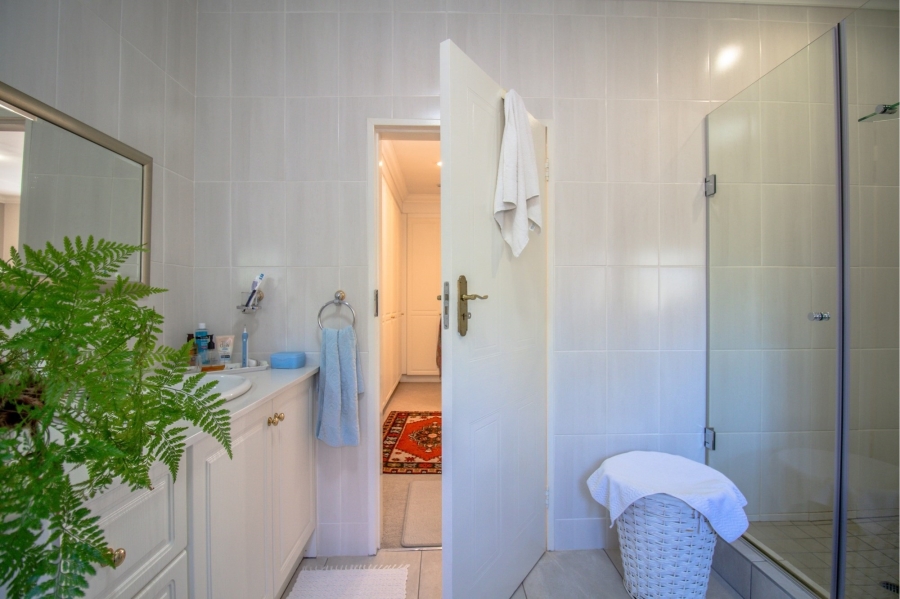 3 Bedroom Property for Sale in Eldoraigne Gauteng