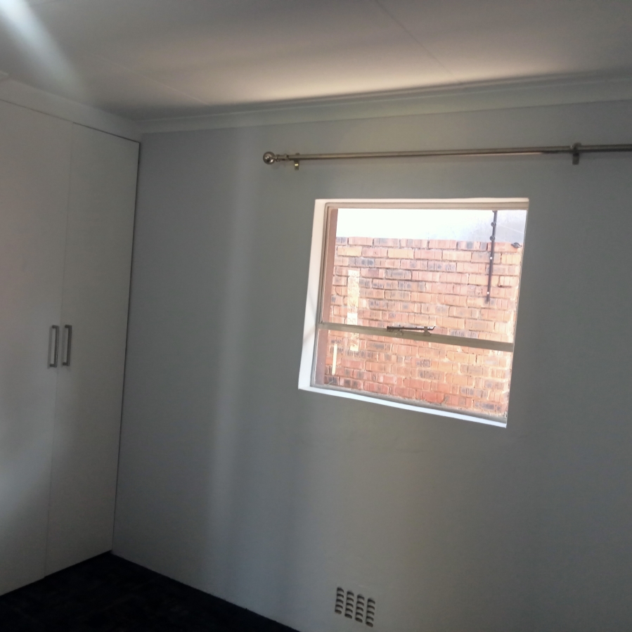 To Let 1 Bedroom Property for Rent in Randpark Ridge Gauteng