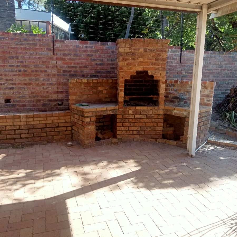 To Let 1 Bedroom Property for Rent in Randpark Ridge Gauteng