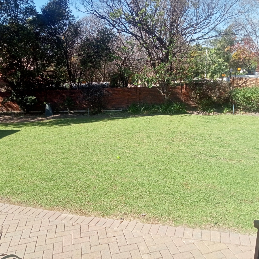 To Let 1 Bedroom Property for Rent in Randpark Ridge Gauteng