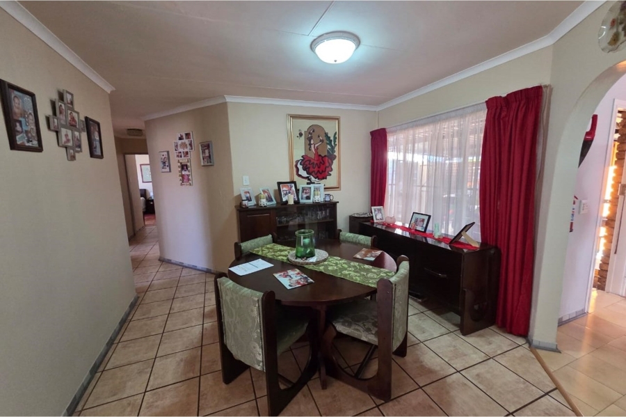3 Bedroom Property for Sale in Wierda Park Gauteng