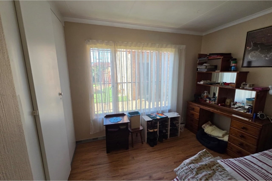 3 Bedroom Property for Sale in Wierda Park Gauteng