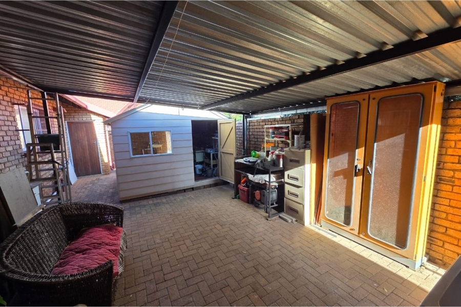 3 Bedroom Property for Sale in Wierda Park Gauteng