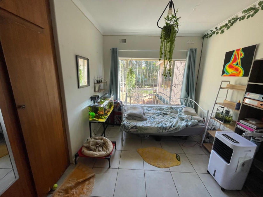To Let 4 Bedroom Property for Rent in Fairland Gauteng
