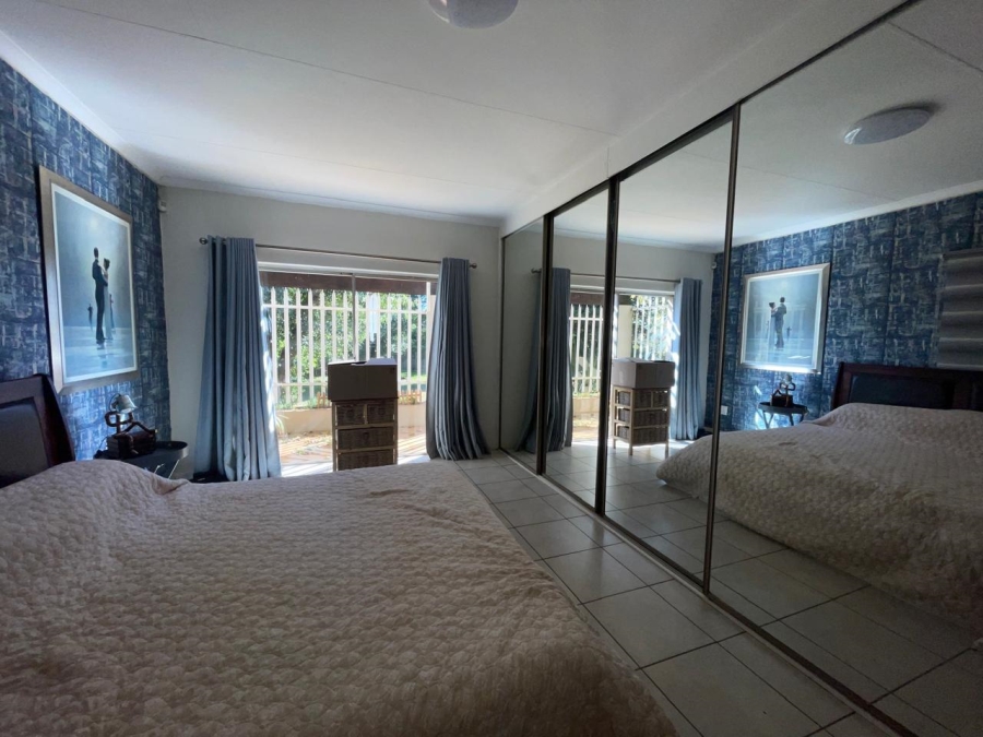 To Let 4 Bedroom Property for Rent in Fairland Gauteng