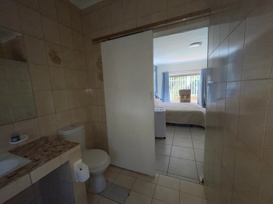 To Let 4 Bedroom Property for Rent in Fairland Gauteng