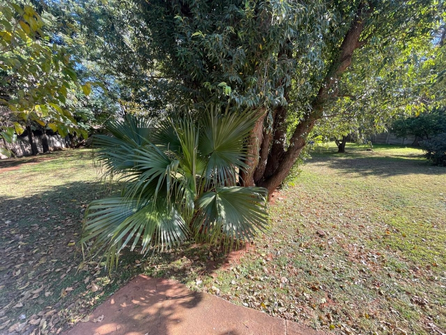 To Let 4 Bedroom Property for Rent in Fairland Gauteng