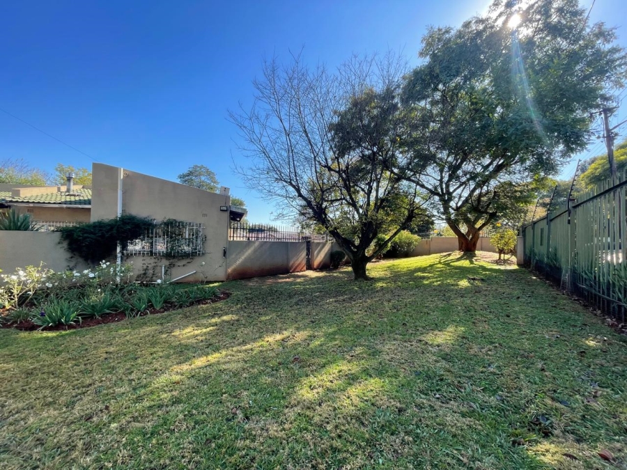 To Let 4 Bedroom Property for Rent in Fairland Gauteng