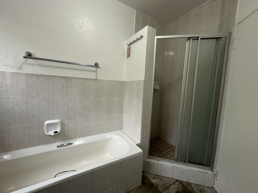 To Let 3 Bedroom Property for Rent in Lonehill Gauteng