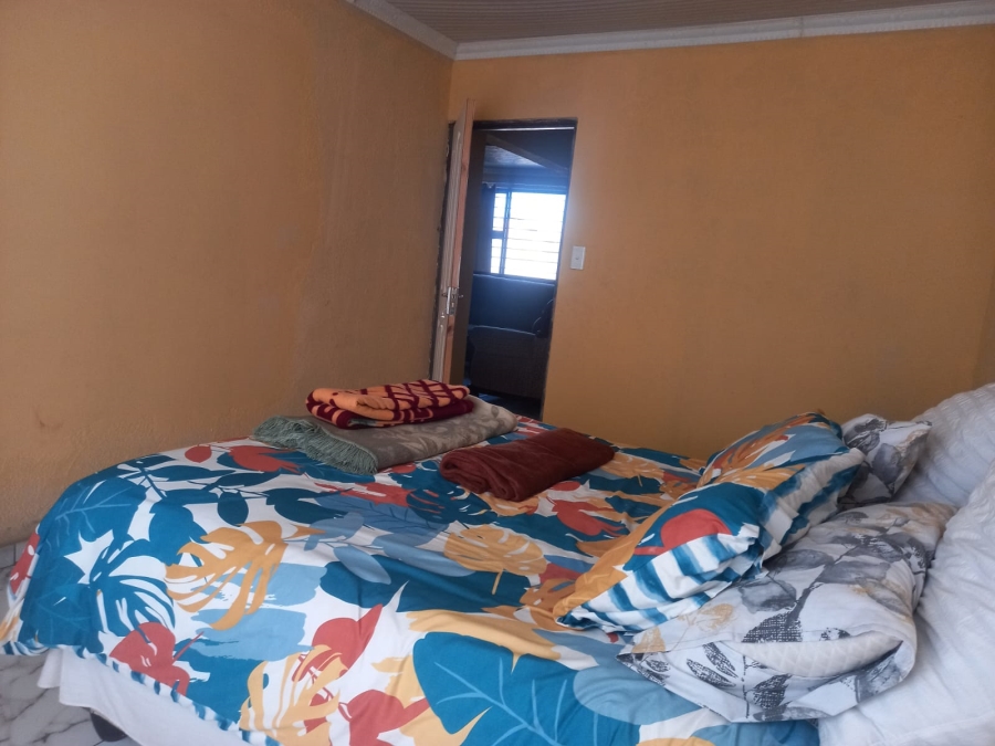 3 Bedroom Property for Sale in Clayville Gauteng
