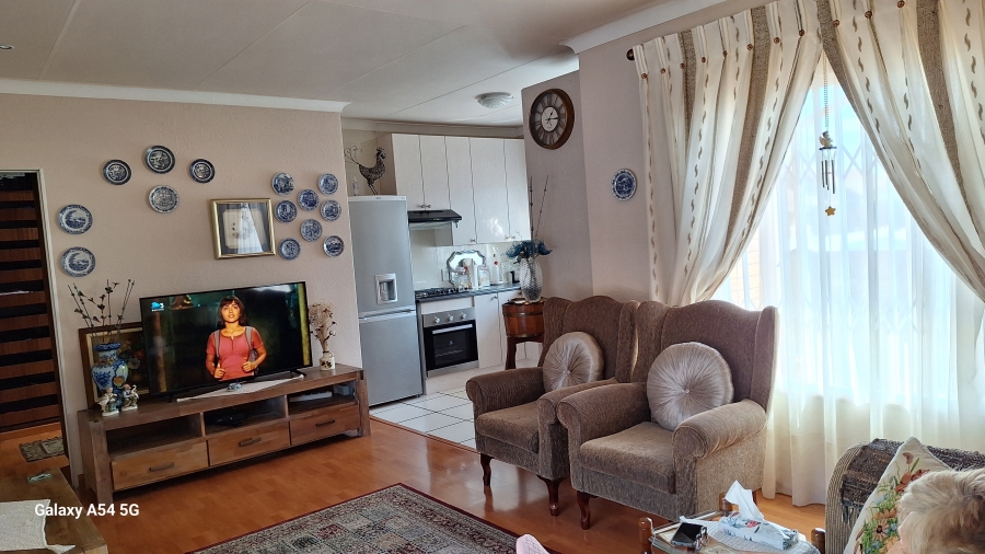 3 Bedroom Property for Sale in Crystal Park Gauteng