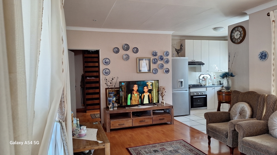 3 Bedroom Property for Sale in Crystal Park Gauteng