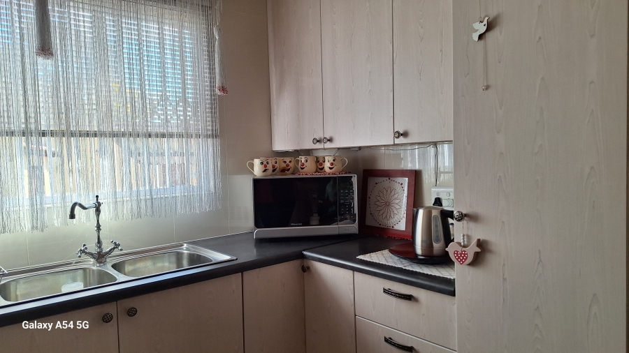 3 Bedroom Property for Sale in Crystal Park Gauteng