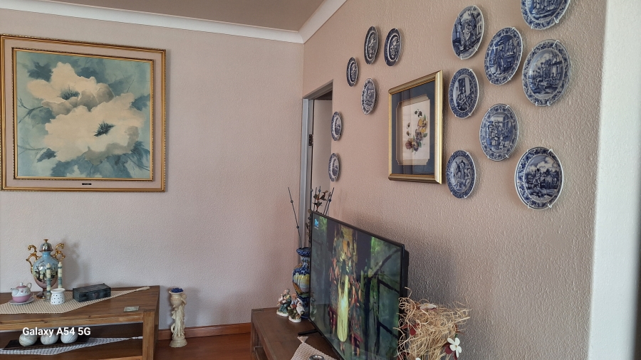 3 Bedroom Property for Sale in Crystal Park Gauteng