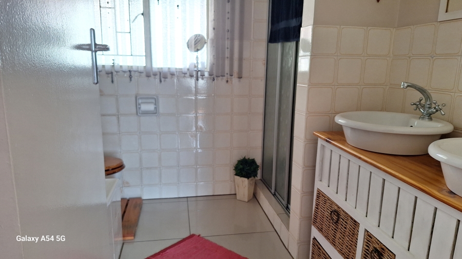 3 Bedroom Property for Sale in Crystal Park Gauteng