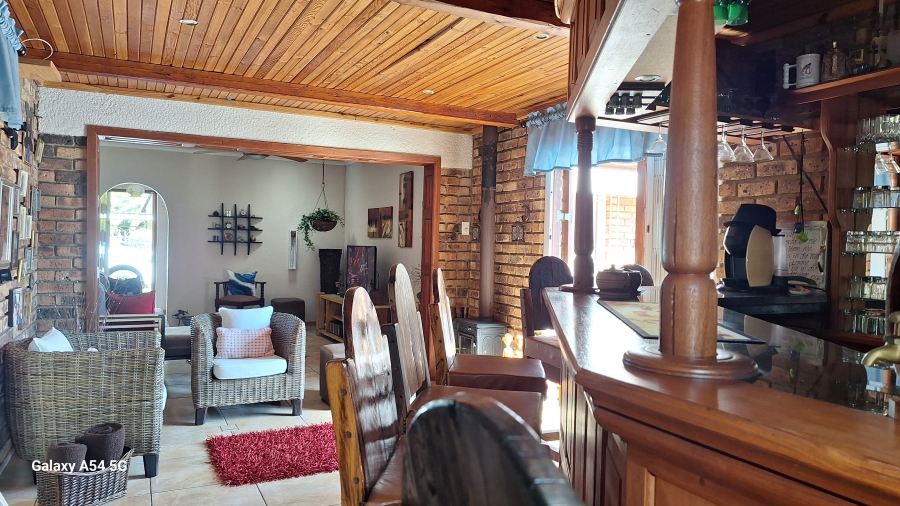 3 Bedroom Property for Sale in Crystal Park Gauteng