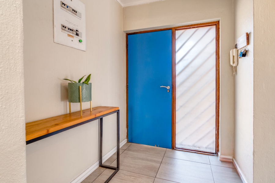 2 Bedroom Property for Sale in Bryanston Gauteng