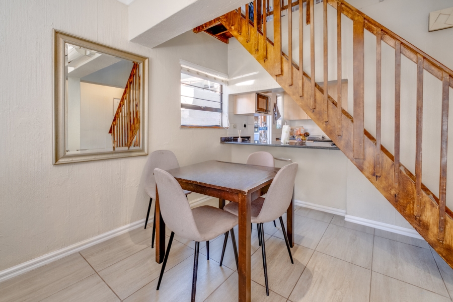 2 Bedroom Property for Sale in Bryanston Gauteng