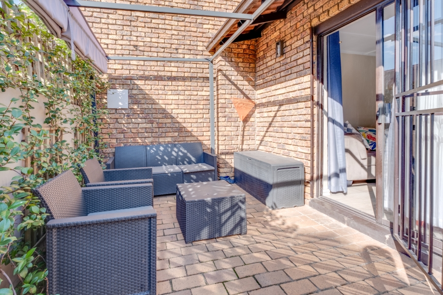 2 Bedroom Property for Sale in Bryanston Gauteng