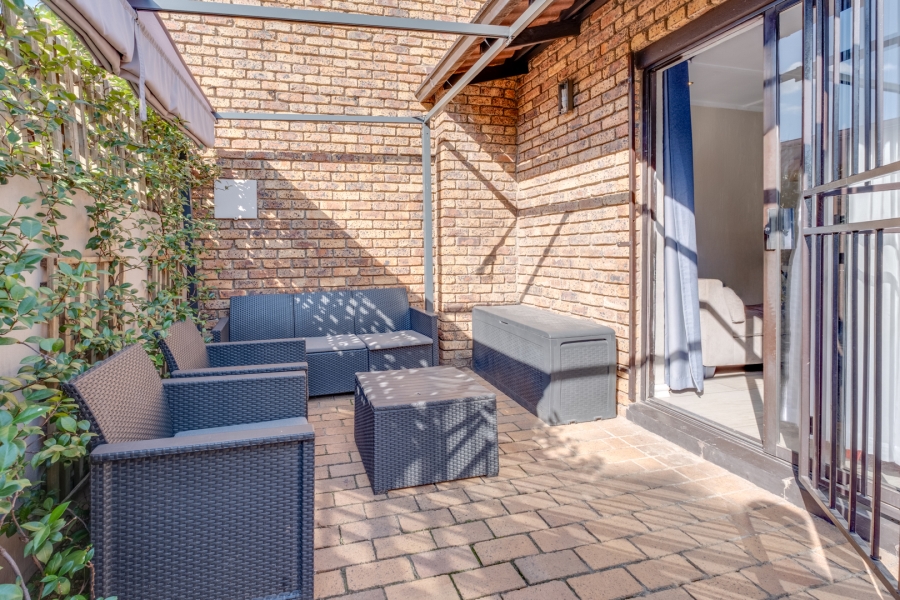 2 Bedroom Property for Sale in Bryanston Gauteng