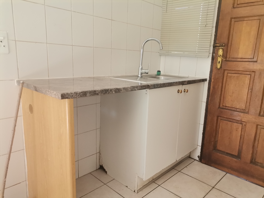 2 Bedroom Property for Sale in Roodepoort West Gauteng