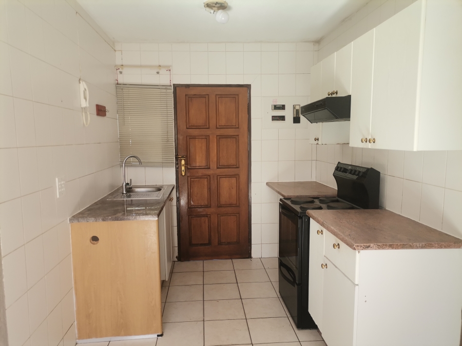 2 Bedroom Property for Sale in Roodepoort West Gauteng