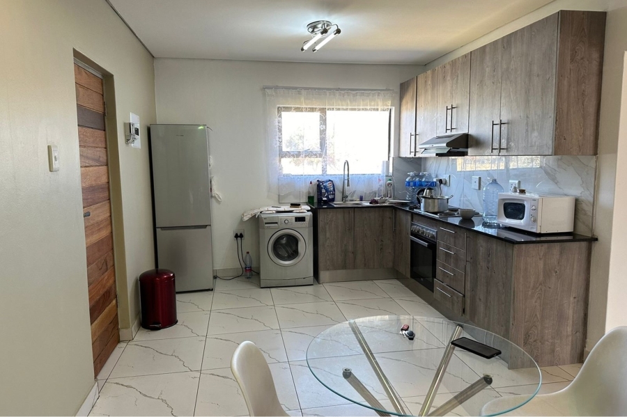 2 Bedroom Property for Sale in Noordwyk Gauteng