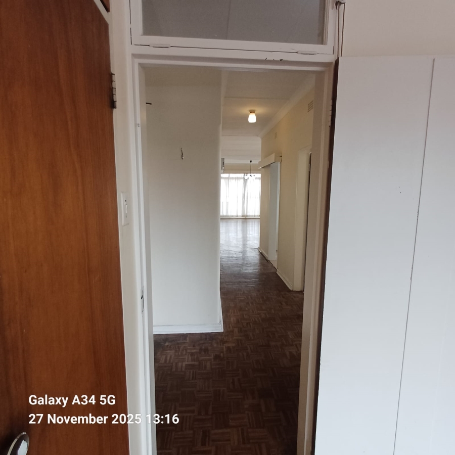 To Let 1 Bedroom Property for Rent in Robertsham Gauteng
