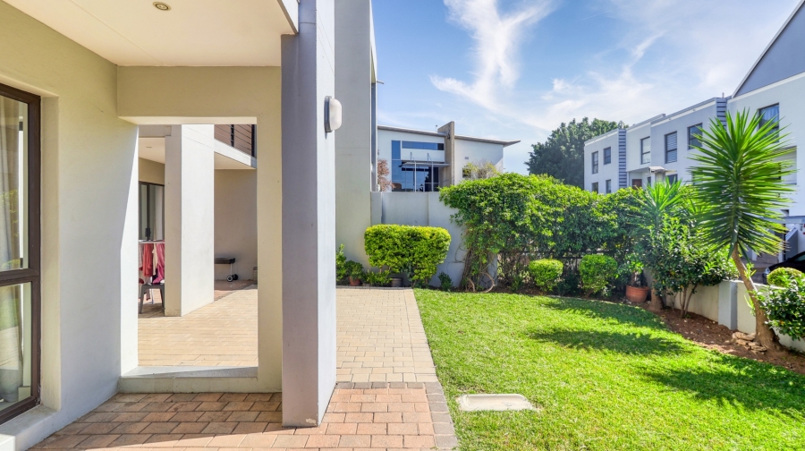 To Let 2 Bedroom Property for Rent in Magaliessig Gauteng