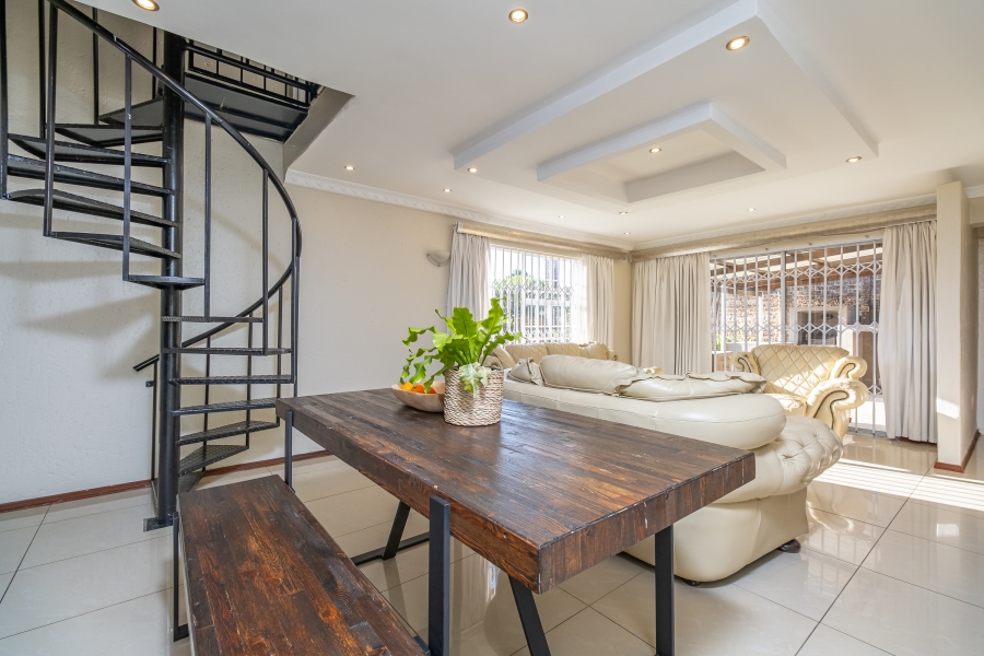 4 Bedroom Property for Sale in Fourways Gauteng