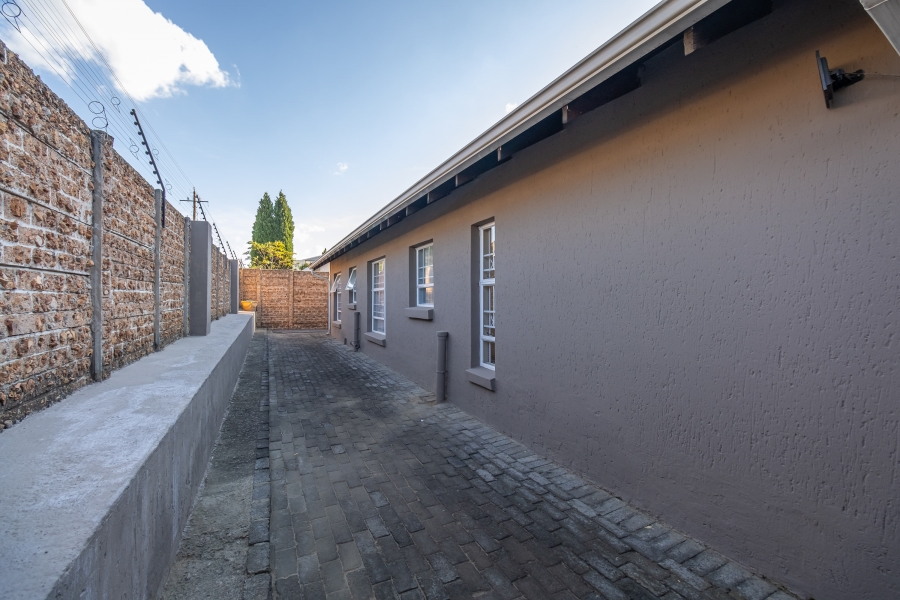 4 Bedroom Property for Sale in Fourways Gauteng