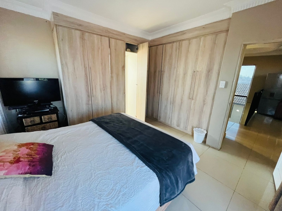 4 Bedroom Property for Sale in Soshanguve WW Gauteng