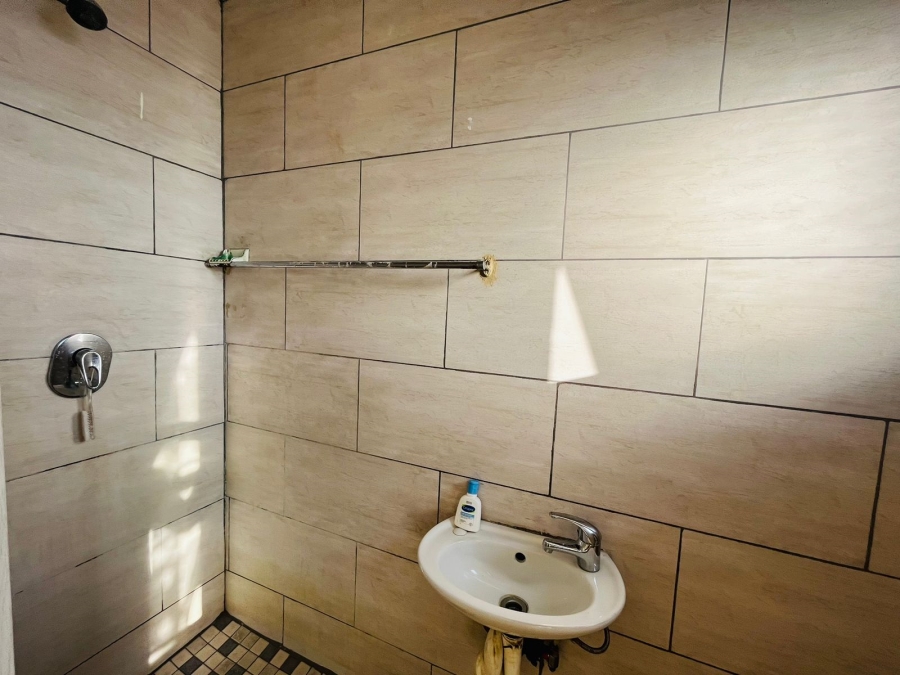 4 Bedroom Property for Sale in Soshanguve WW Gauteng