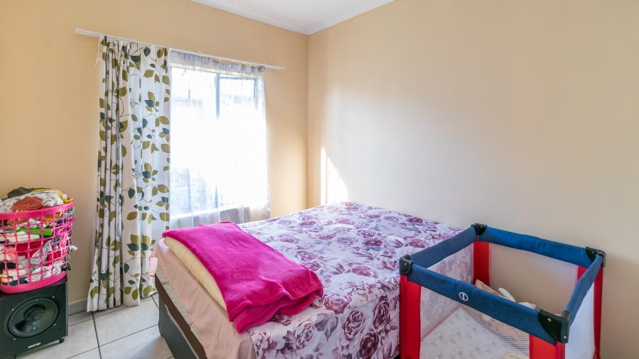 1 Bedroom Property for Sale in Grand Central Gauteng
