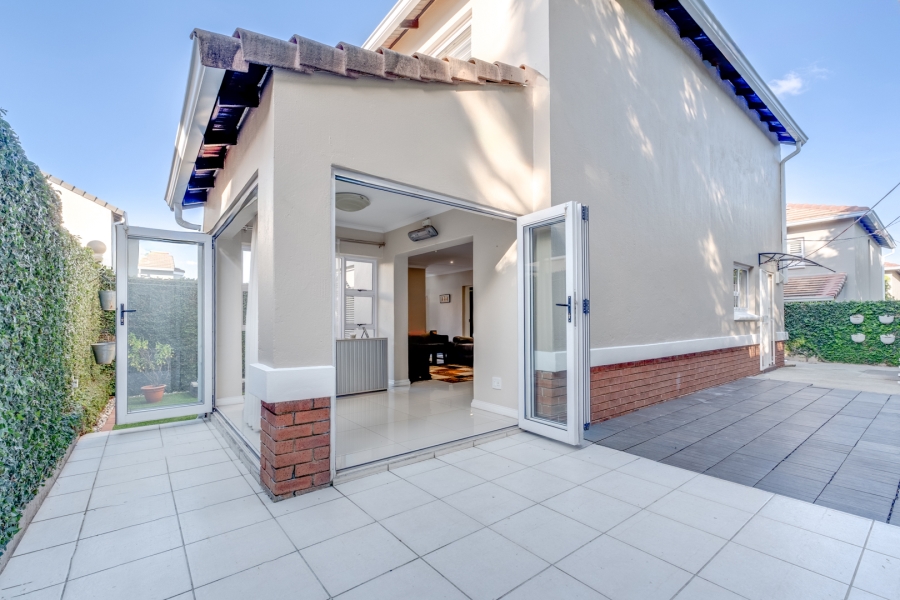 3 Bedroom Property for Sale in Bryanston Gauteng