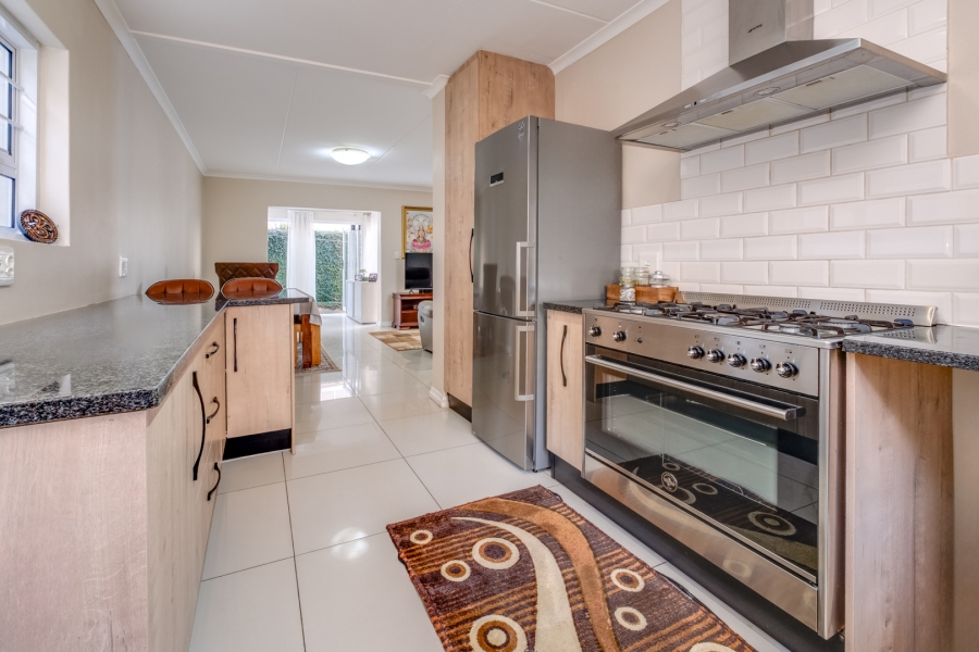 3 Bedroom Property for Sale in Bryanston Gauteng