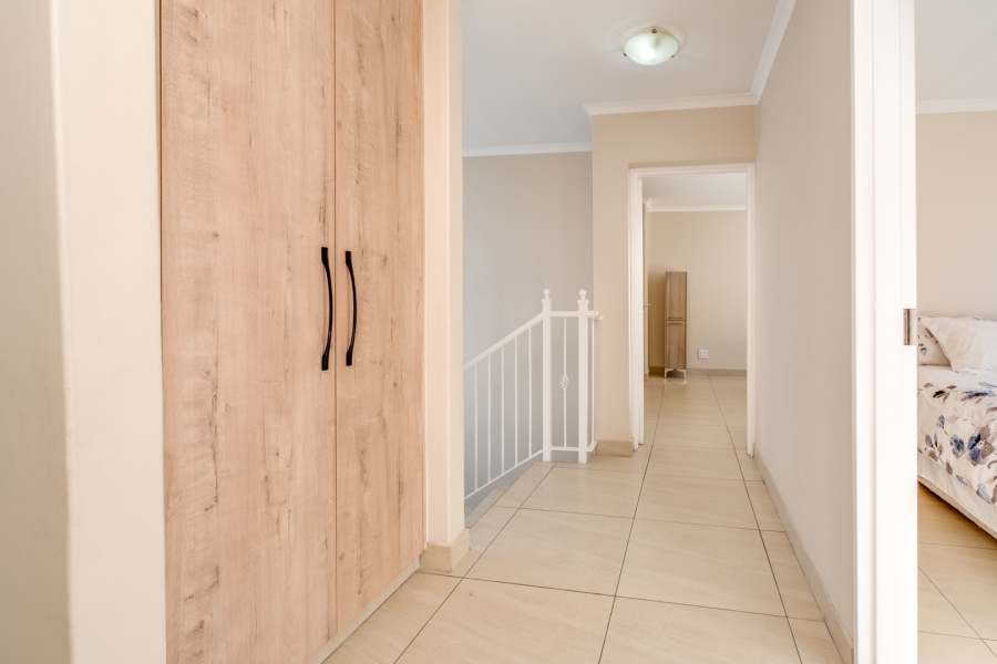 3 Bedroom Property for Sale in Bryanston Gauteng