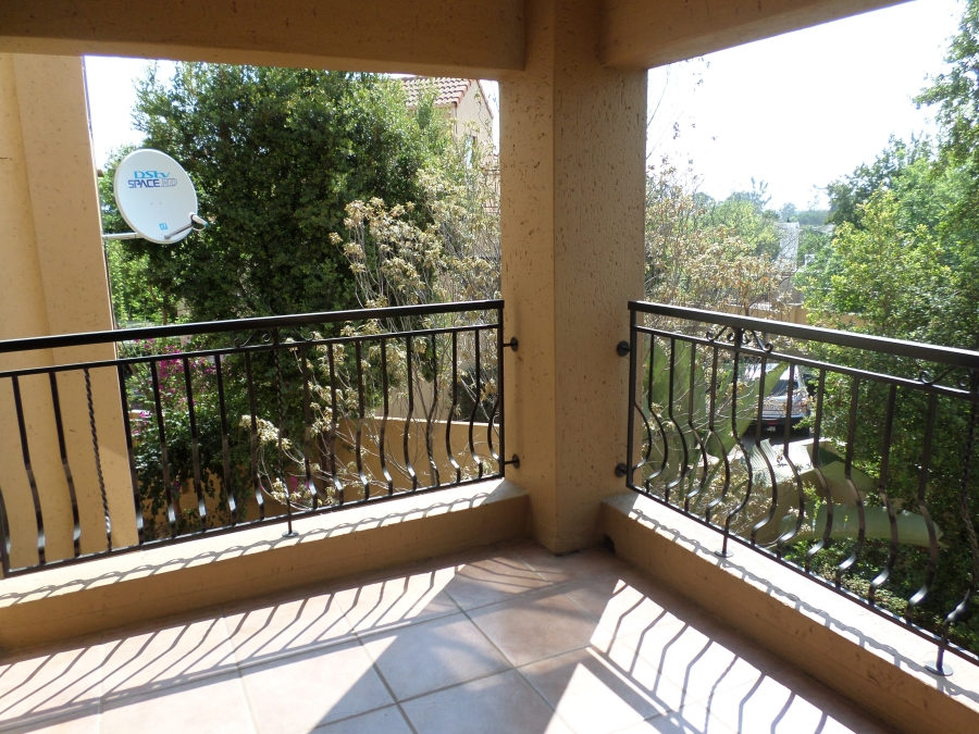 To Let 1 Bedroom Property for Rent in Sunninghill Gauteng
