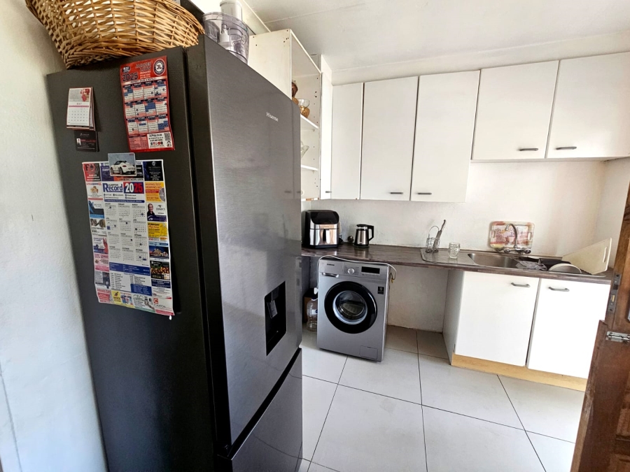 4 Bedroom Property for Sale in Brackendowns Gauteng