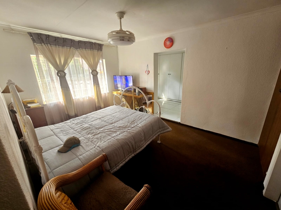 4 Bedroom Property for Sale in Brackendowns Gauteng
