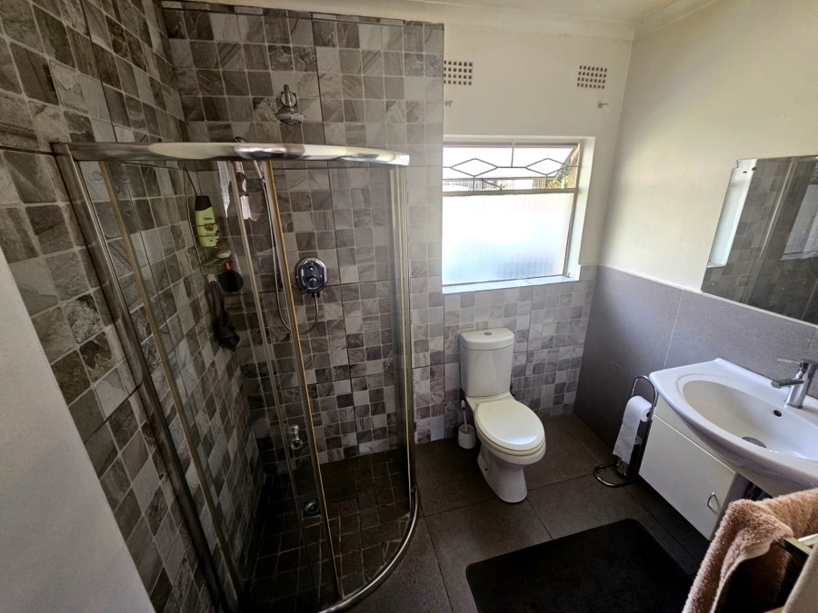 4 Bedroom Property for Sale in Brackendowns Gauteng