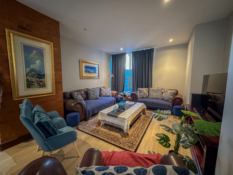 To Let 3 Bedroom Property for Rent in Midstream Estate Gauteng